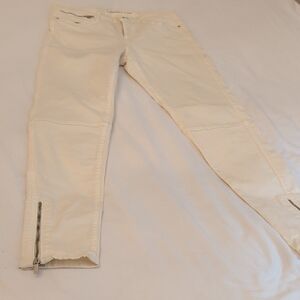 Calvin Klein Women's Off-White Skinny Jeans